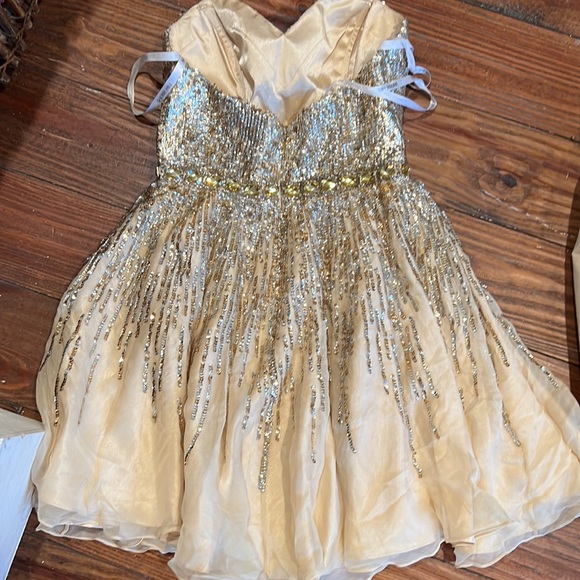 Sherri Hill gold strapless sequin dress 6 SN 1067911 - Picture 8 of 9
